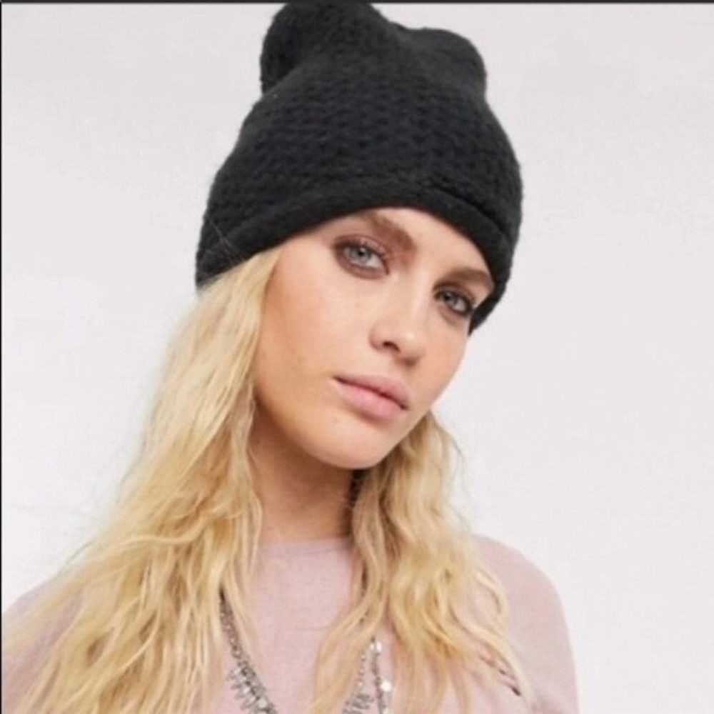 NWT Free People Dreamland Knit Beanie Coal Black Soft